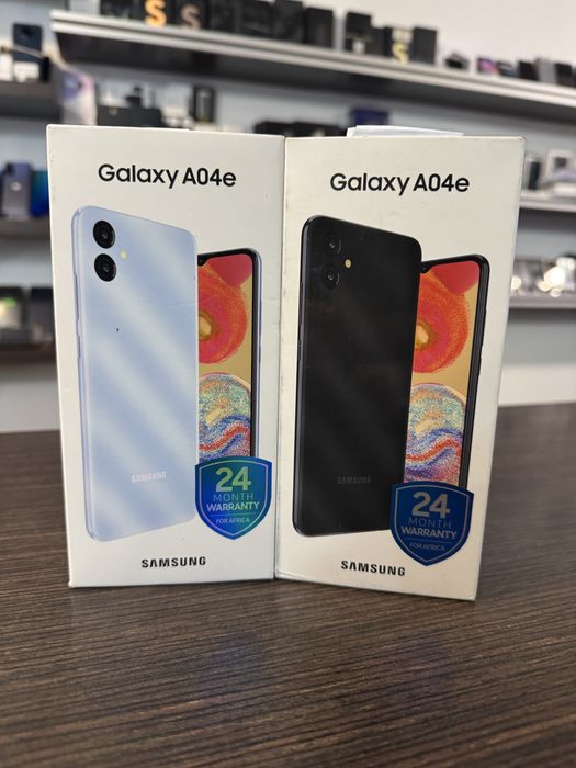 Smartfon Samsung A04e 3GB/32GBGB Black lub Blue Poznań Długa 14