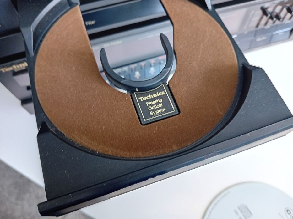 Technics SL-P111 Odtwarzacz CD