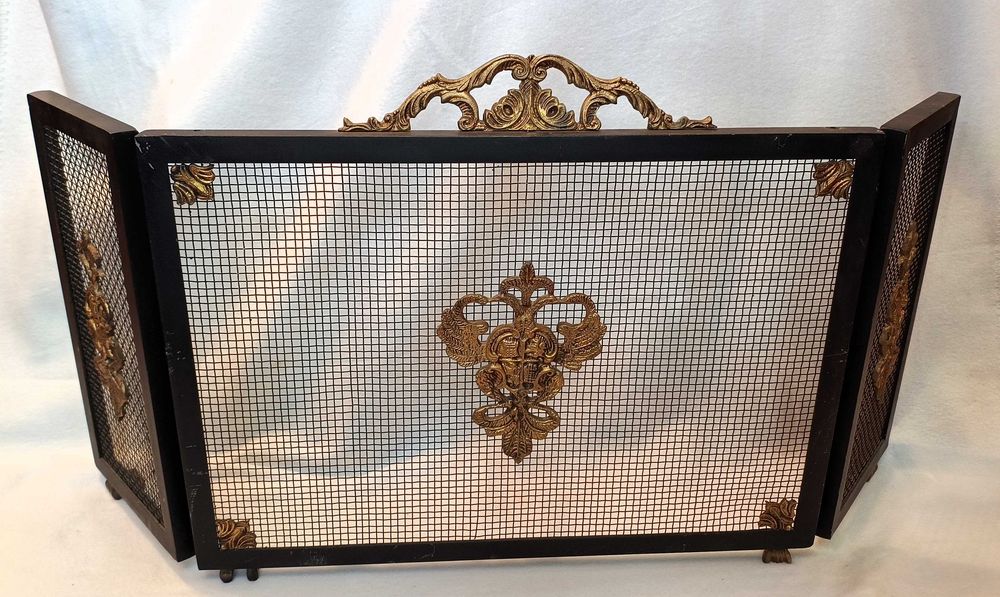 Conjunto Vintage para Lareira Grade Articulada e Utensilios