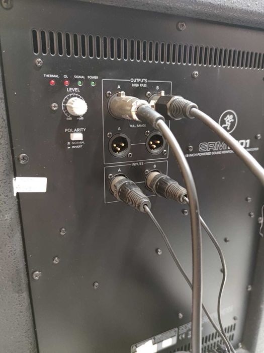 Subgrave Ativo Mackie SRM1801 18" 1000W