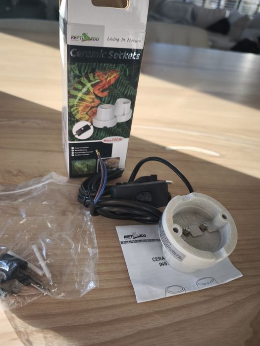 Oprawka ceramiczna do terrarium 200W