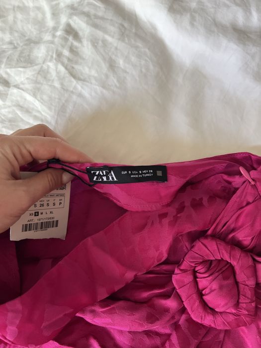 Спідничка Zara шовкова рожева