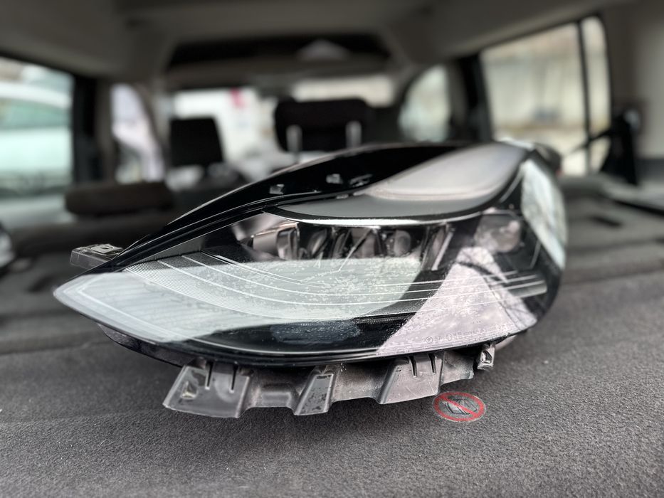 Фара tesla Y model ліва
