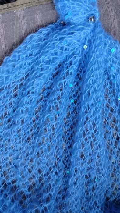 Шарф очень стильный