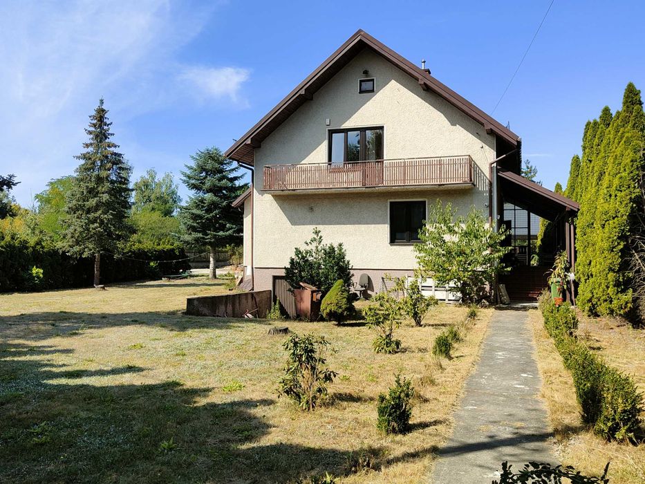 Dom w Czersku 160 m2 (5-6 pokoi), podpiwniczony + poddasze
