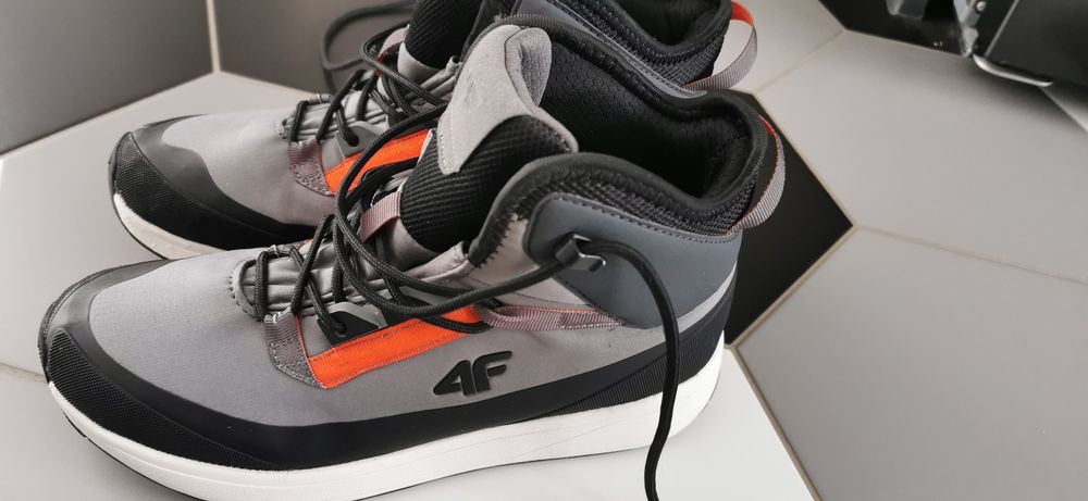 Buty zimowe 4f rozm 38