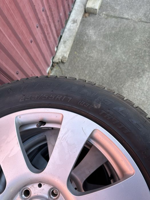 Продам гуму Triengle 235.55.17