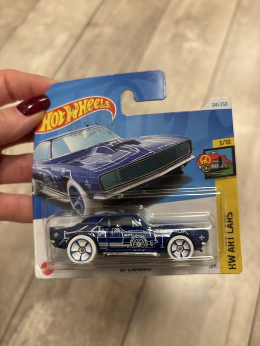 Hot Wheels samochodzik 67 Camaro, nowy