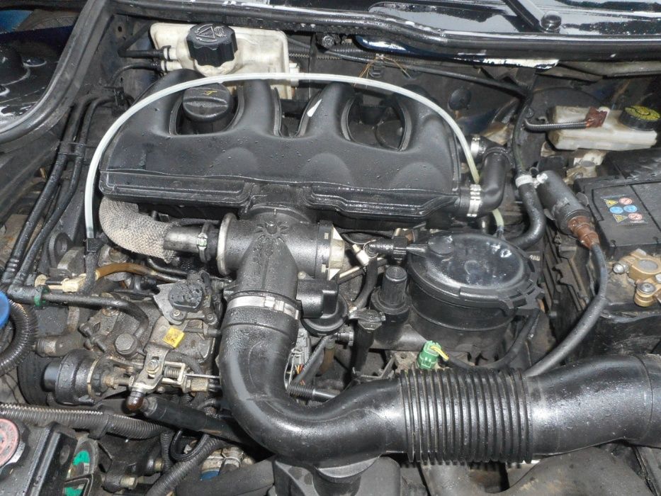 Peugeot 206,zwykły diesel 1,9,przeznaczony na części,granatowy