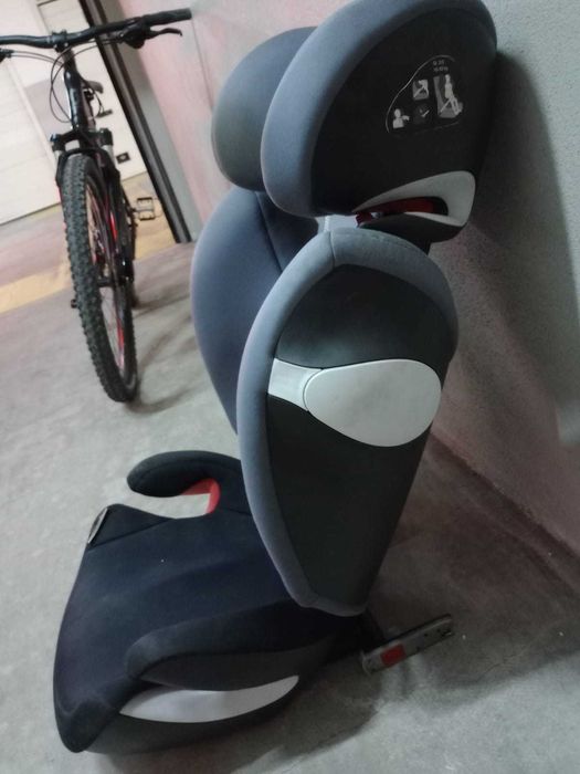 Cadeira Auto CYBEX Solution M-Fix (Grupo 2/3 - Preto e Cinzento)