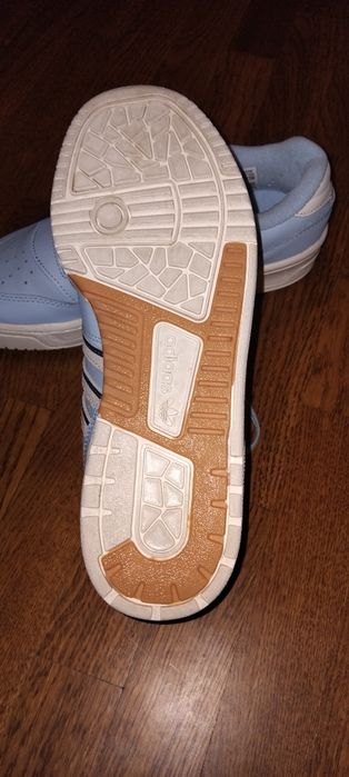 Кросівки adidas оригінал