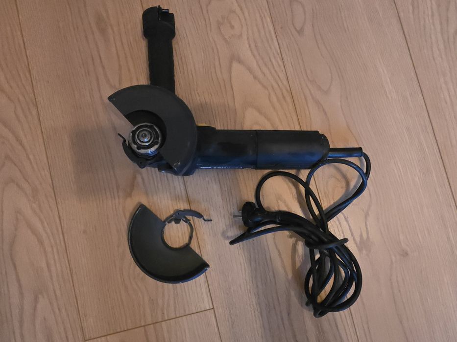 Szlifierka kątowa CAT DX37