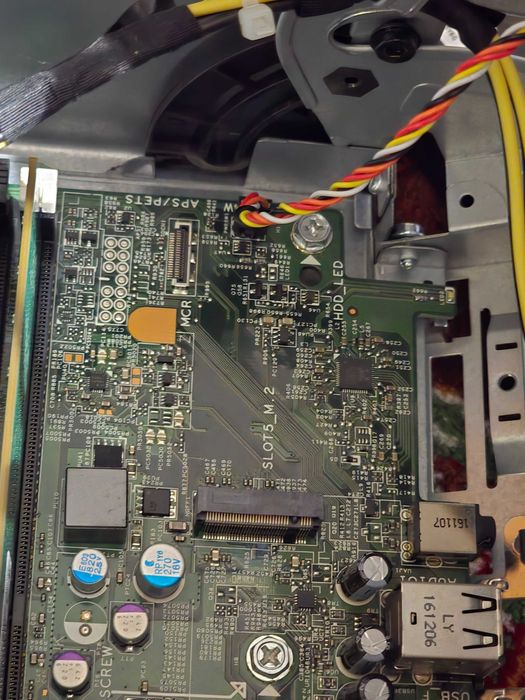 Dell Optiplex MT 7040 (i5-6500, 24GB DDR4, GTX 1650, 380GB SSD) Win11