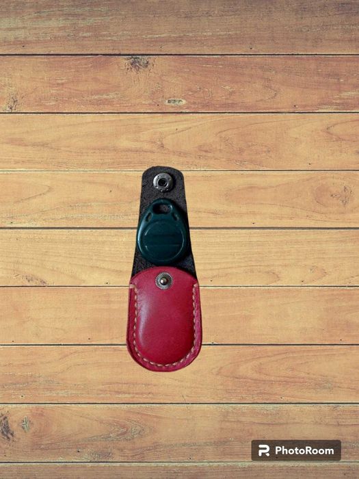 Шкіряна ключниця