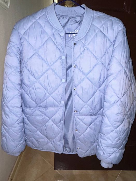 Продам куртку Zara