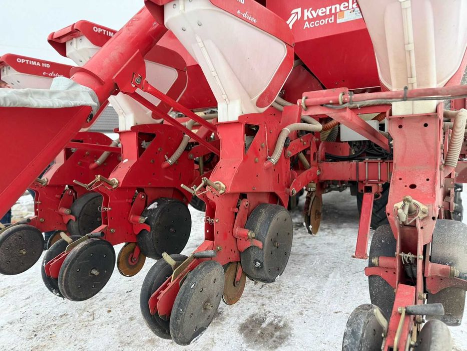 Kverneland Optima HD E-Drive 8 рядів