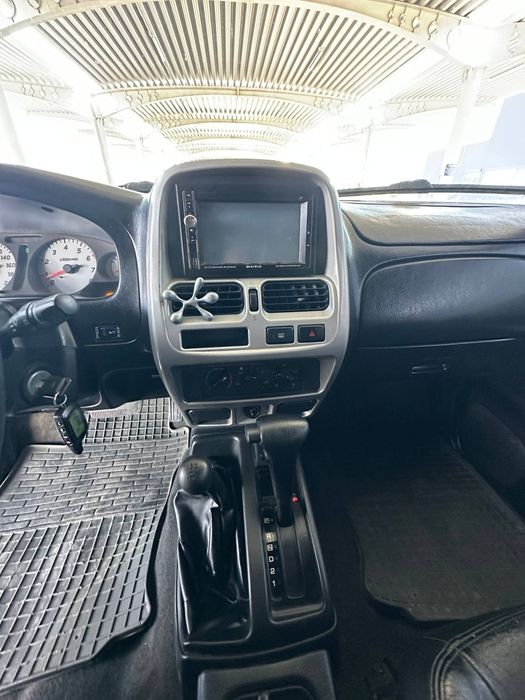 Продам NISSAN Patfainder