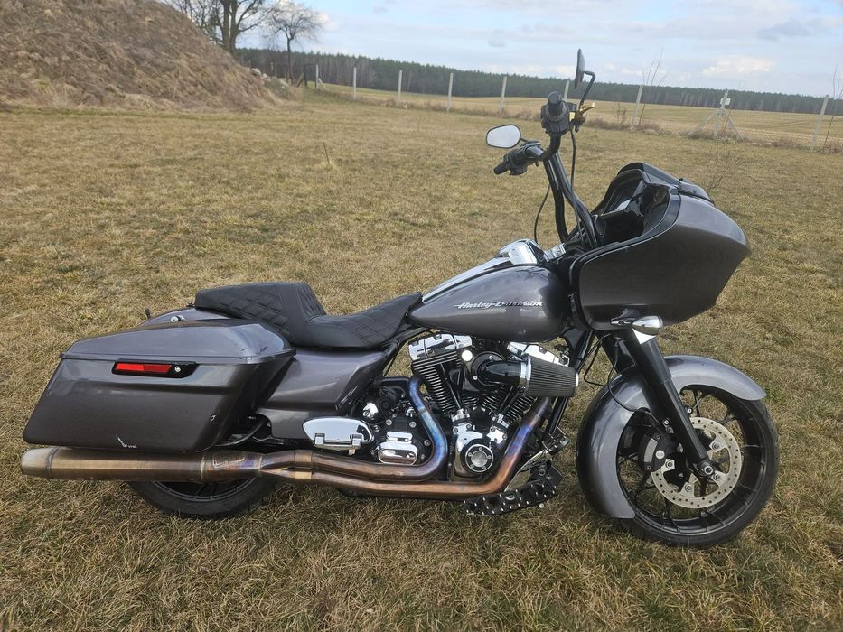 Harley-Davidson Touring Road Glide FLTRX  wydech Sawicki Speed, koła Prodigy