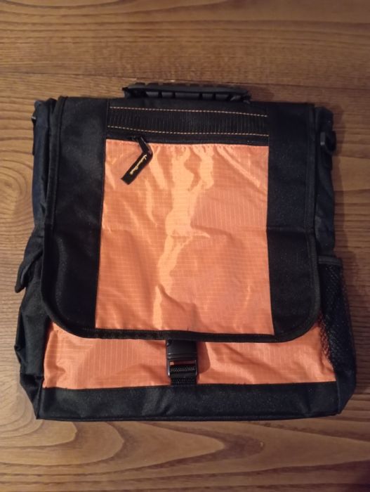 Mala confortável e impermeável de transporte e arrumação para PC