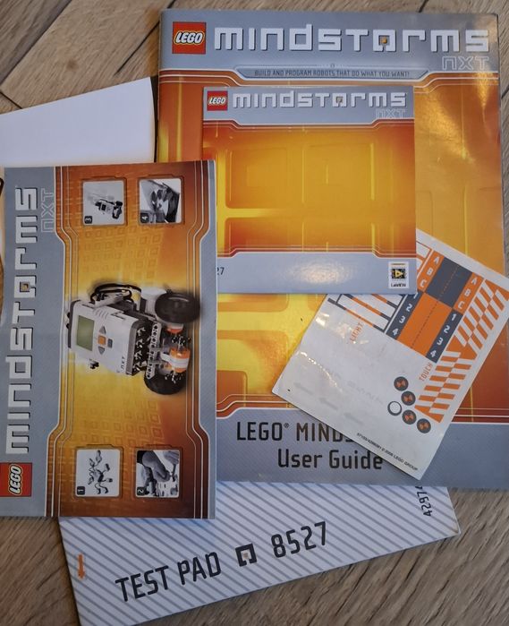 LEGO Mindstorms NXT 8527 (2006)