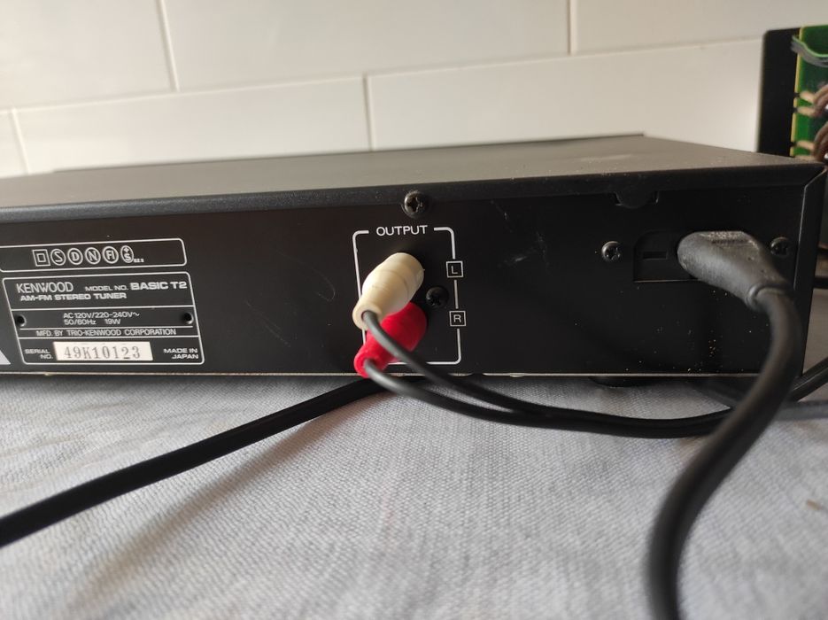Radio tuner Kenwood basic T2