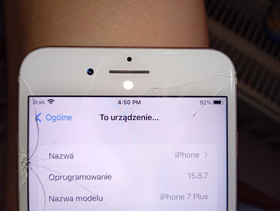 iPhone 7 plus dobry