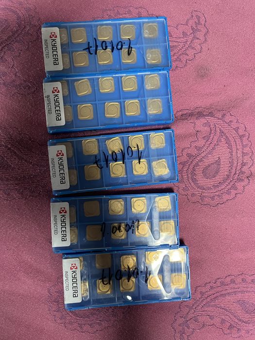 Pastilhas KYOCERA para galgar aço