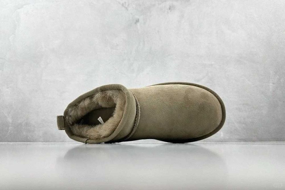UGG Classic Ultra mini R.36