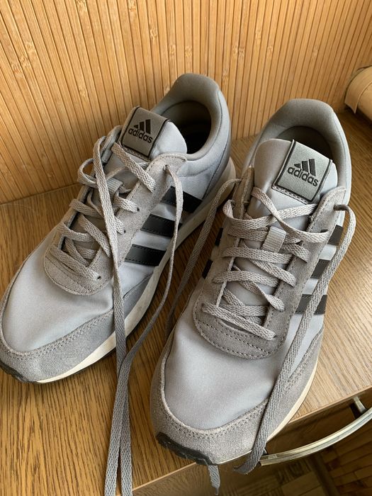 Чоловічі кросівки sdidas
