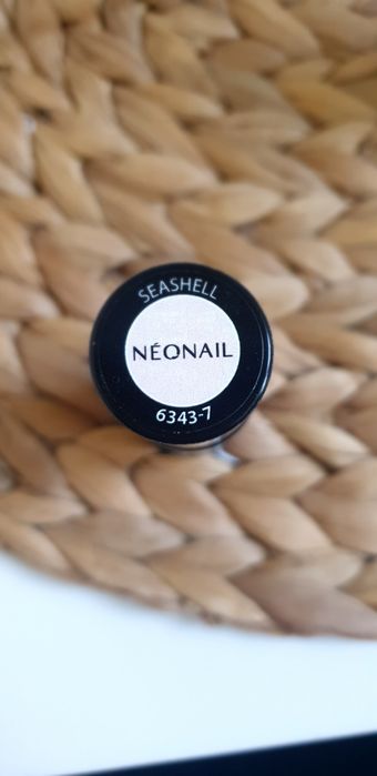 Nowy lakier hybrydowy Neonail Seashell