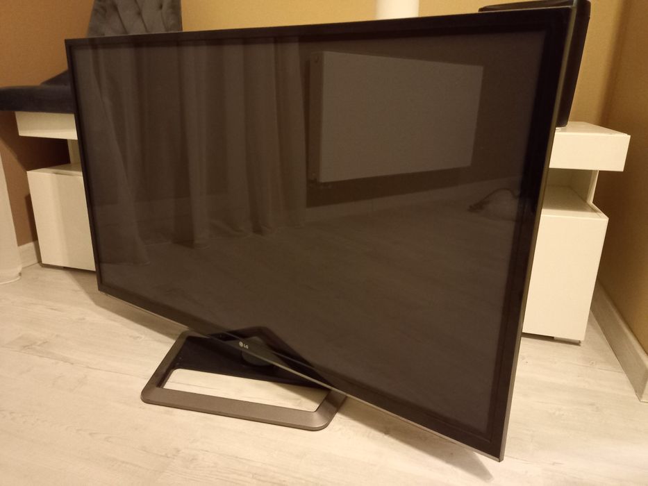 Telewizor LG 50PM4700 stan bdb