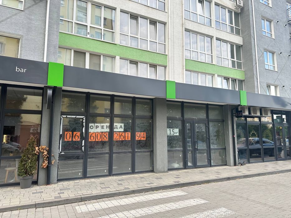 Комерційне фасадне приміщення на самому заїзді в ЖК Левада Затишна