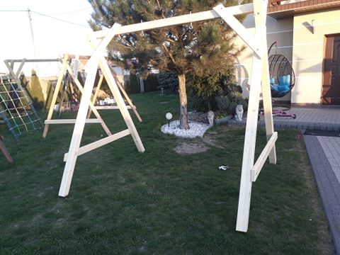 Stelaż na huśtawki, plac zabaw