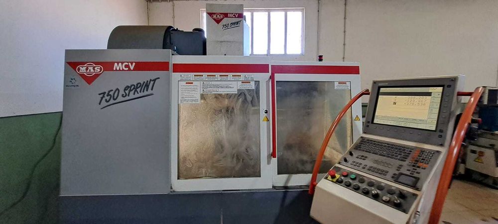 Centro de Maquinação CNC Mas MCV 750 Sprint