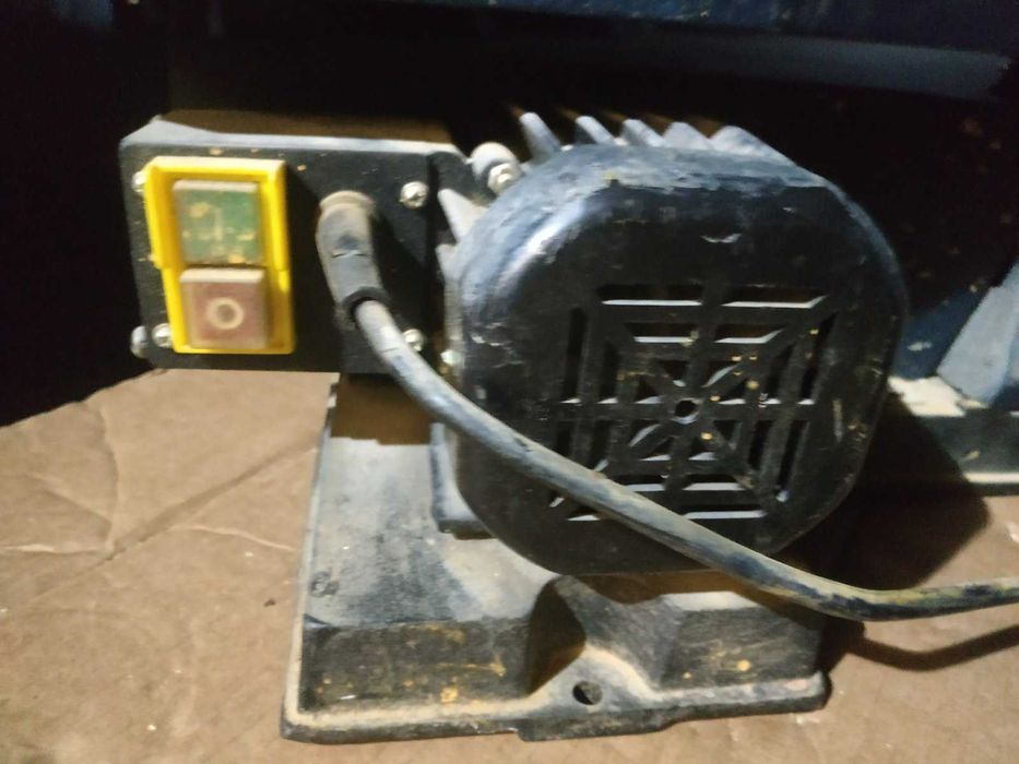 Лобзикова пила Einhell DKS 405