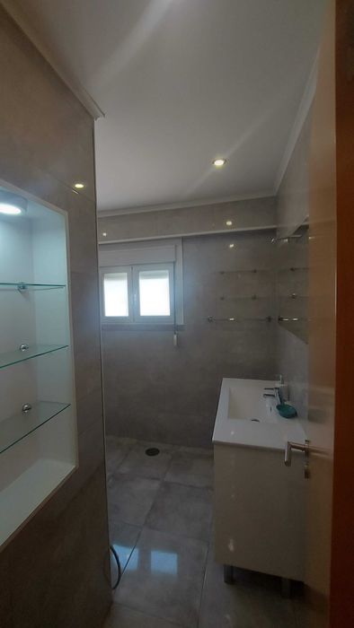 Apartamento T1 na Cova da Piedade com Excelente Localização.