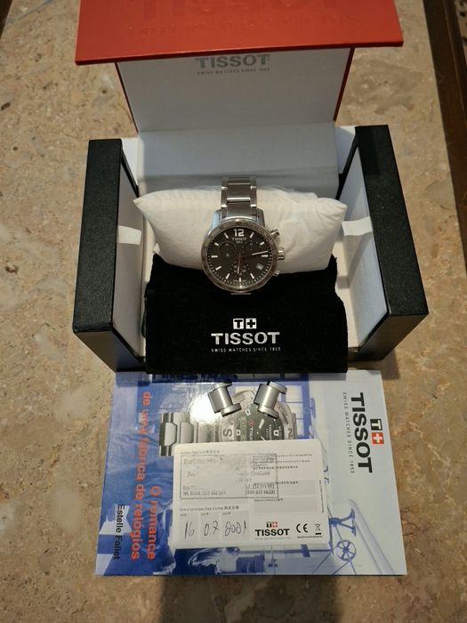 Tissot Quickster Chronograph – Relógio de Aço (Full Set: Caixa e Papéis)