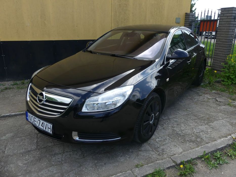 Opel Insignia 1,6T Benzyna 180 KM Sprowadzony Zarejestrowany Stan !!!