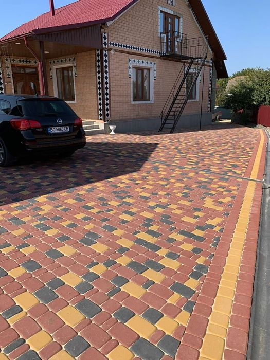 Бруківка, тротуарна  плитка