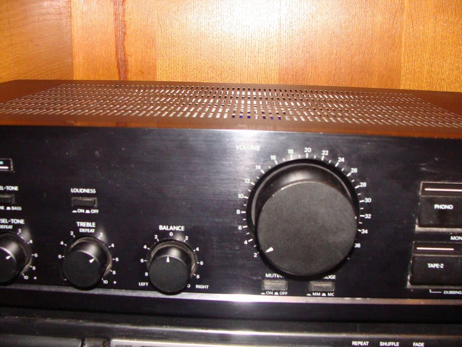 Усилитель Onkyo A 8150