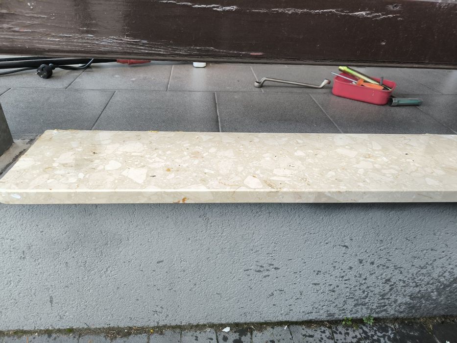Parapet wewnętrzny konglomerat z demontażu 156/24/3,oraz 92/22/3