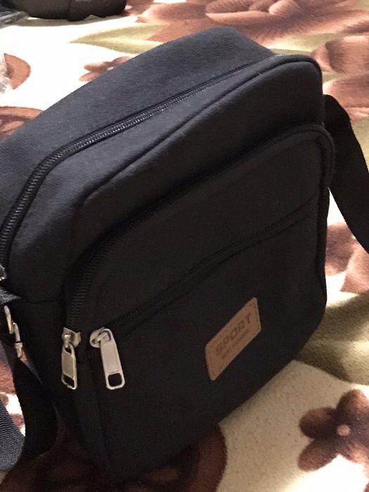 Барсетка мужская новая с ремнем на плече