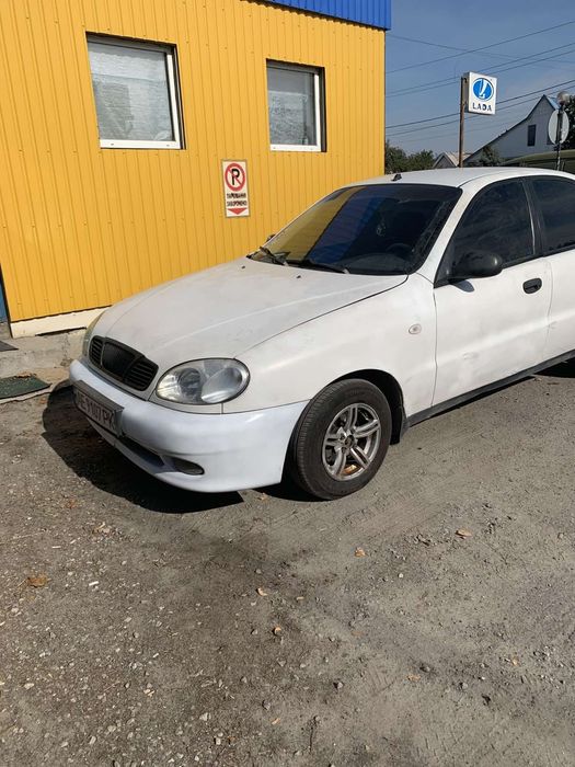 Авто на полном ходу