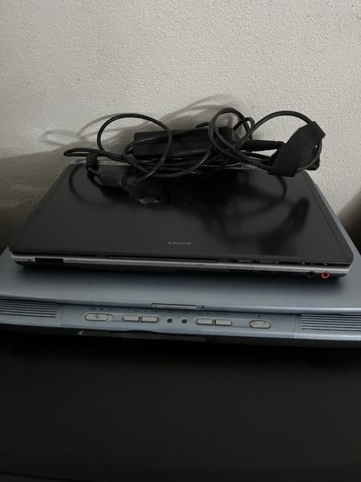 Aparelhos eletrónicos para peças