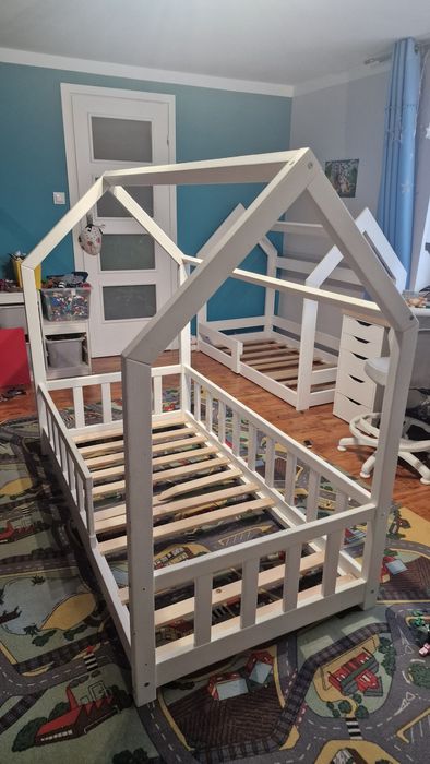 Łóżko dziecięce domek białe