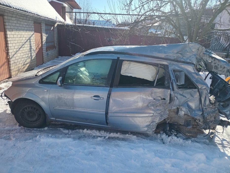 Opel Zafira B Опель Зафіра Б після ДТП на запчастини