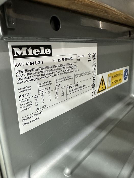 Винна шафа Miele KWT 4154 UG під стільницю!