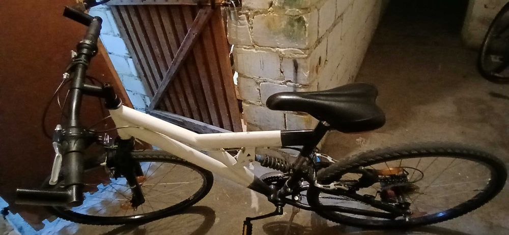 Sprzedam rower,  sprawny dla mnie za duży