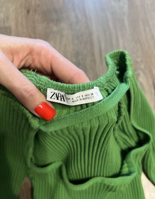 Сукня в рубчик Zara S