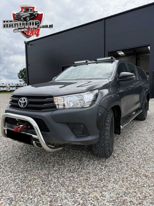 Przedni spoiler dachowy - oświetlenie LED Toyota Hilux 2015+